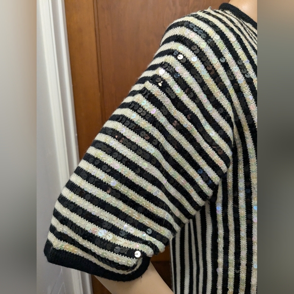 Black & White Striped and Sequined Vintage Sweater Small - Picture 4 of 11